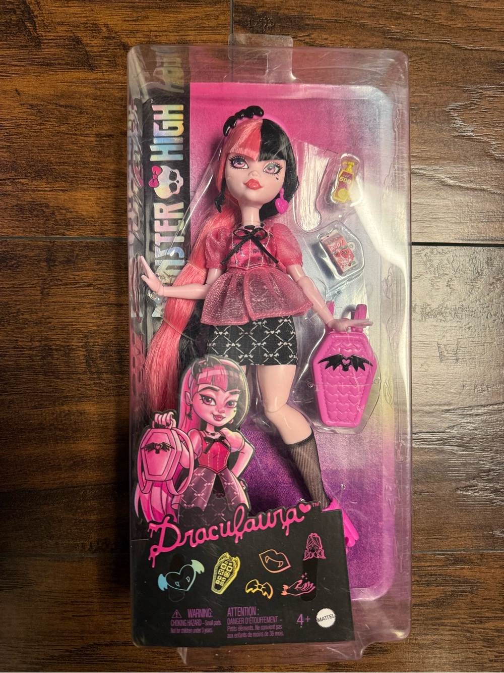 Mattel Monster High Draculara Doll Fangtastic Vampire